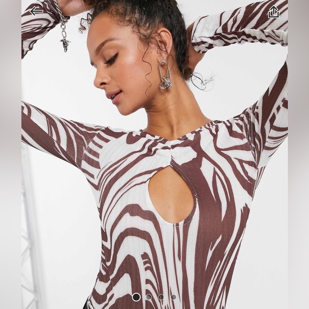 🤎🤍‎ Topshop Brown and White Swirl Keyhole Long Sleeve Top Sheer Blouse